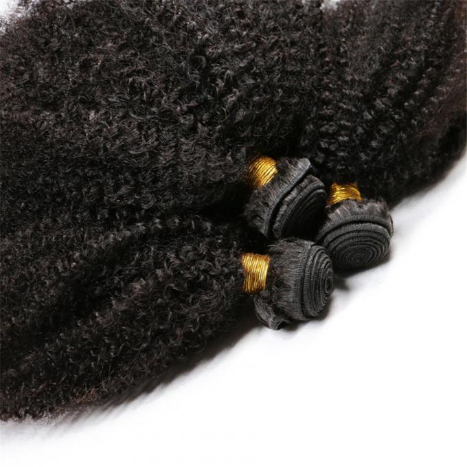 Rapporto di trama dei capelli umani di afro di estensione riccia crespa vergine brasiliana dei capelli umani buon